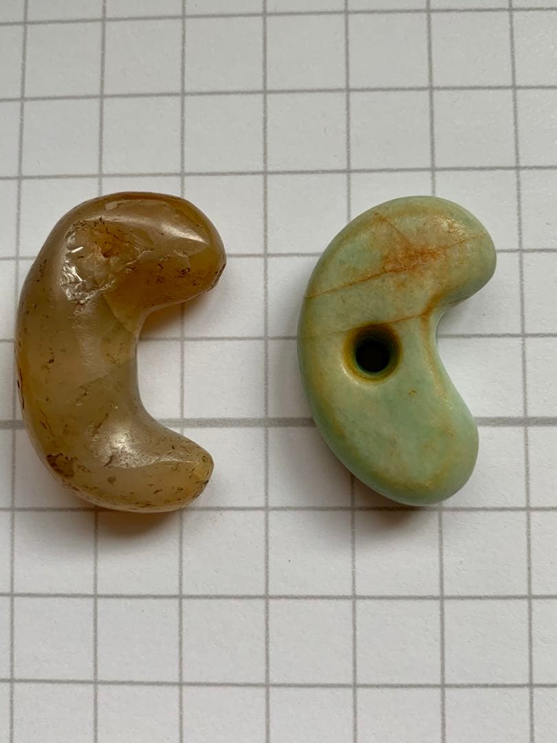 古墳期　めのう勾玉　翡翠勾玉　瑪瑙　出土　縄文　弥生　石器　土器　化石　根付