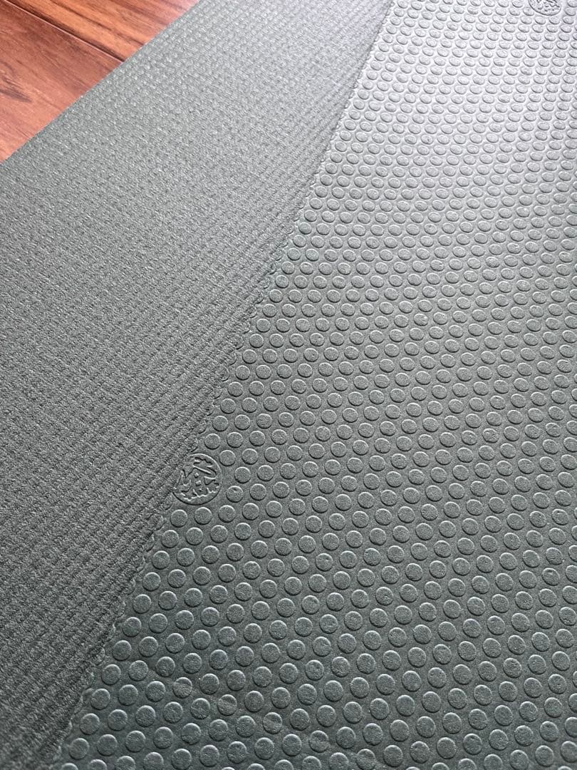 【ほぼ未使用】マンドゥカ(Manduka) ヨガマット 6mm PRO