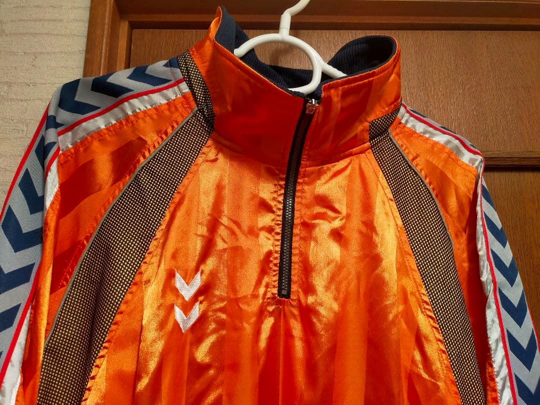 【高校サッカー部員提供】hummel オレンジ トライアルジャケット