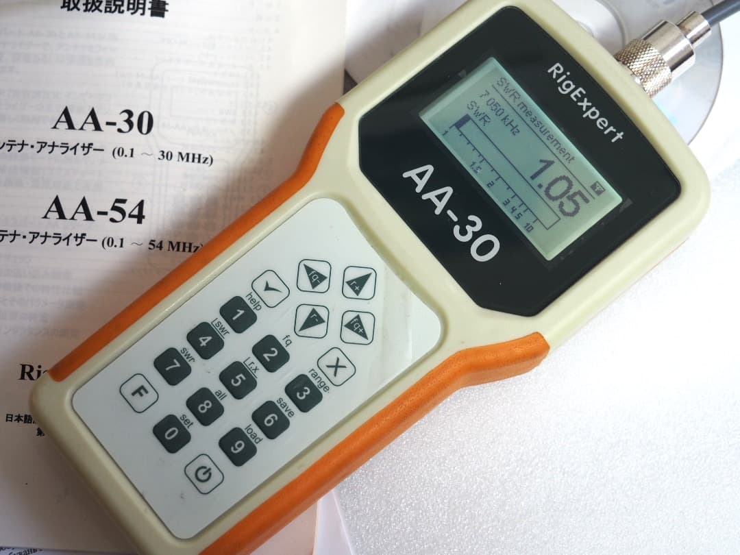 ■Rigexpert リグエキスパート AA-30 SWRアンテナアナライザー