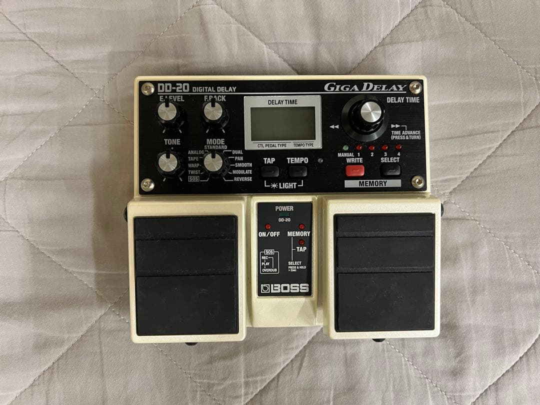 ギター DD 20 DIGITAL DELAY GIGA TWIN PEDAL BOSS