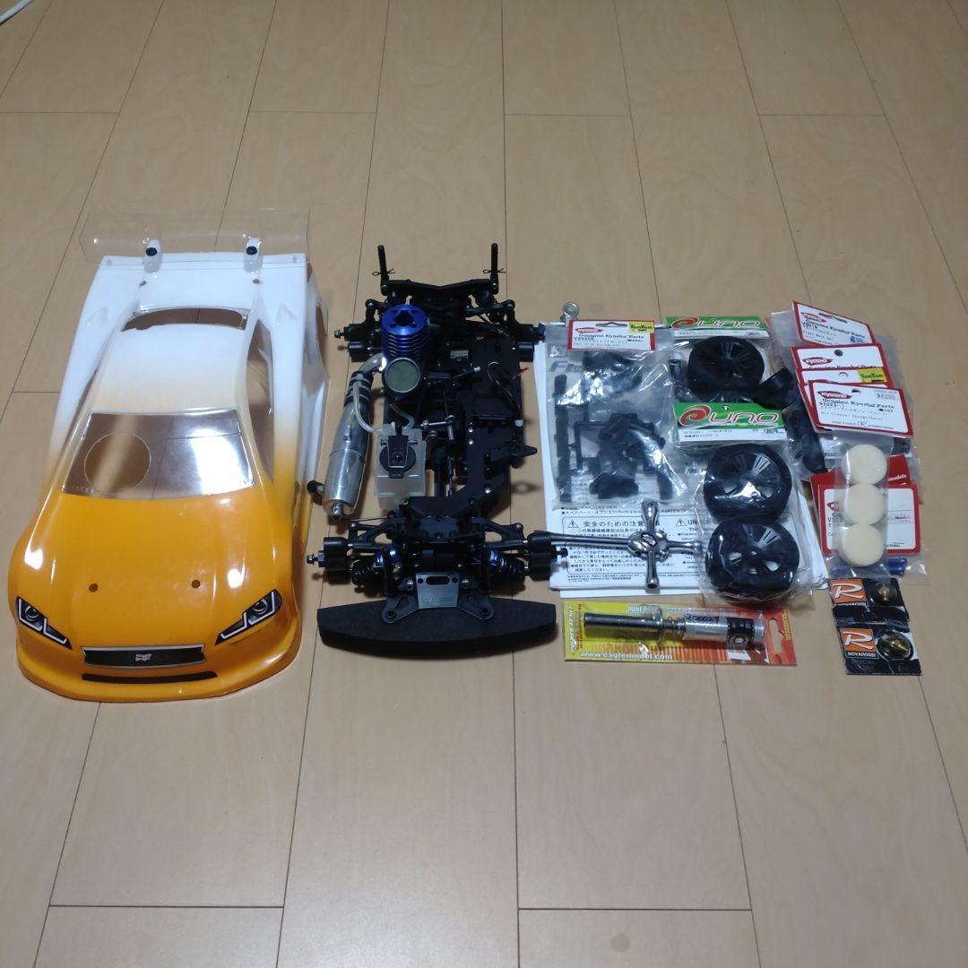 京商　fw05s エンジン　ボディ付キット中古品