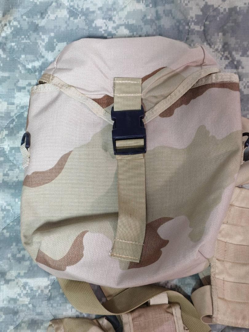 米軍 実物 3CデザートRACK ベスト ポーチセット