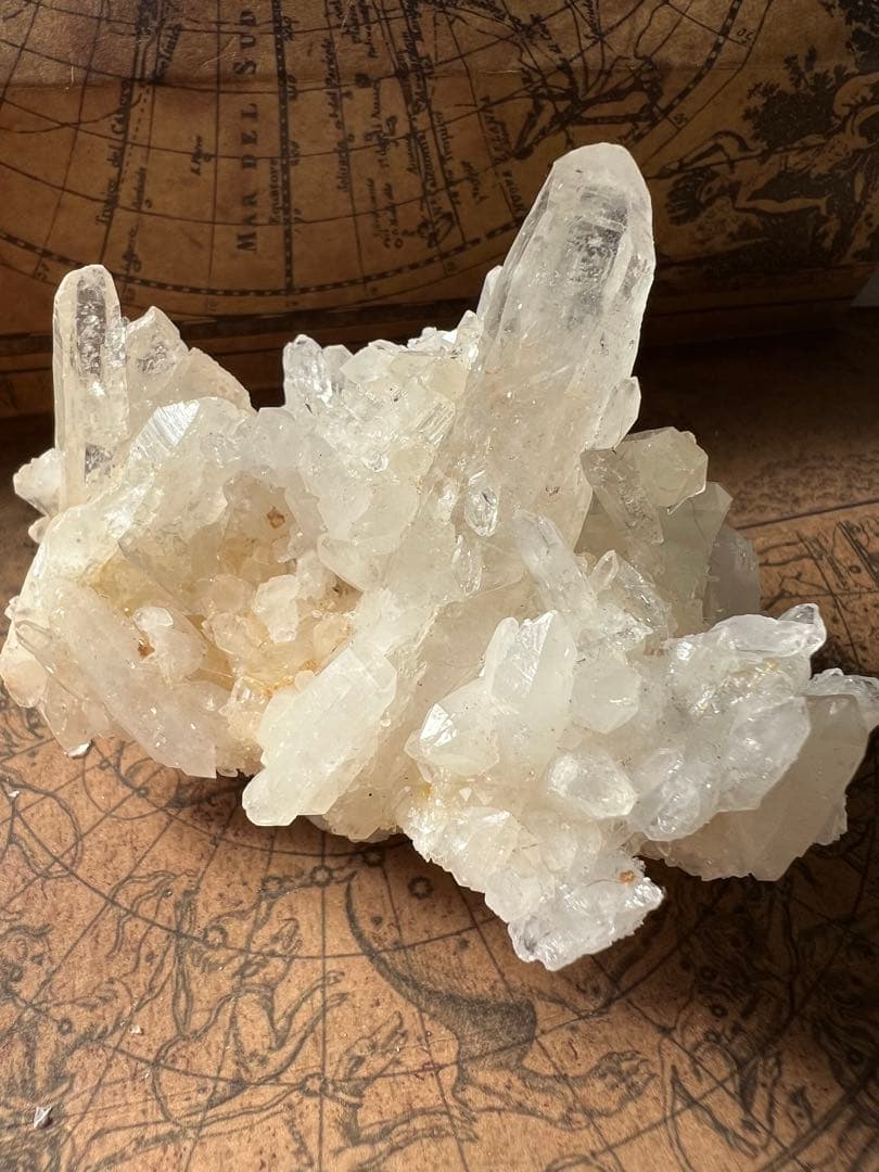龍脈の精髄 宮崎県産水晶クラスター 龍脈と癒しの光※保護猫活動支援