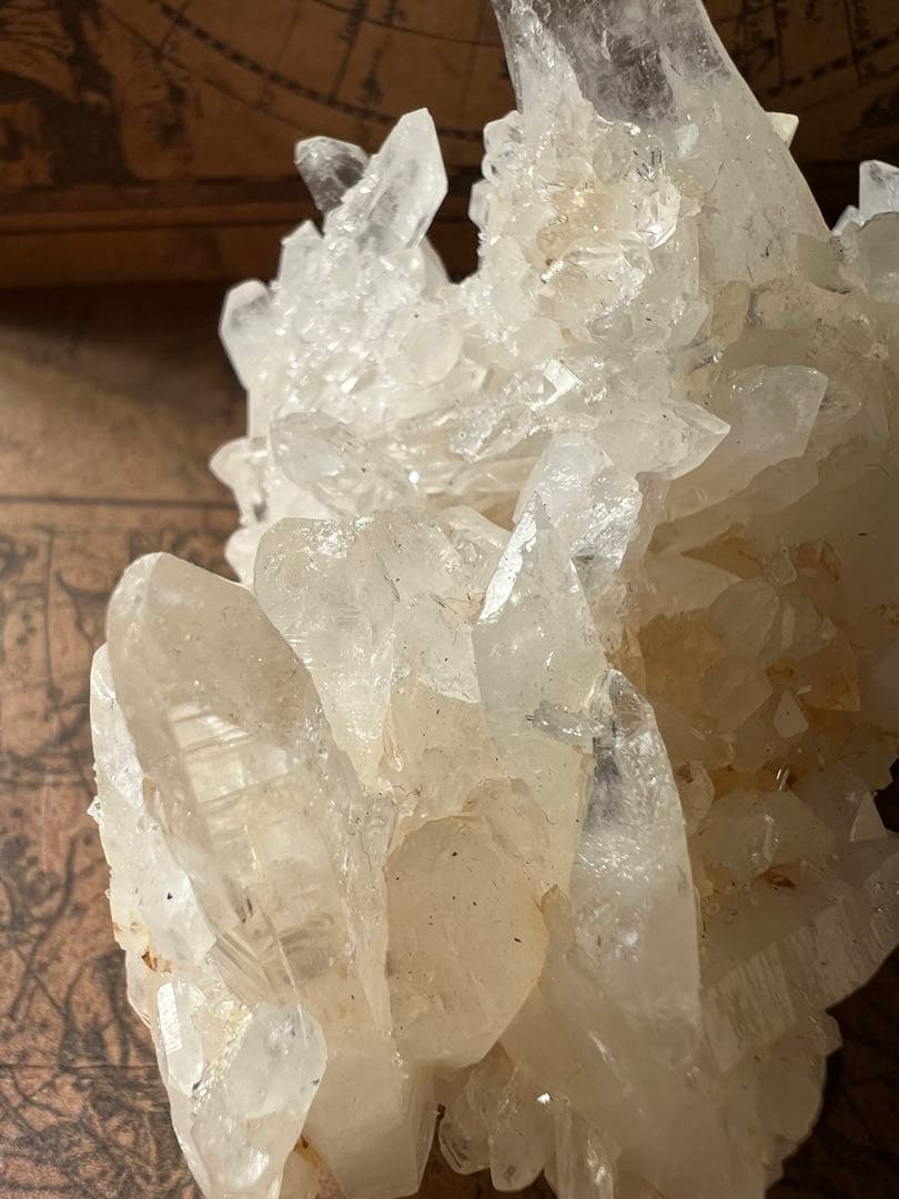 龍脈の精髄 宮崎県産水晶クラスター 龍脈と癒しの光※保護猫活動支援