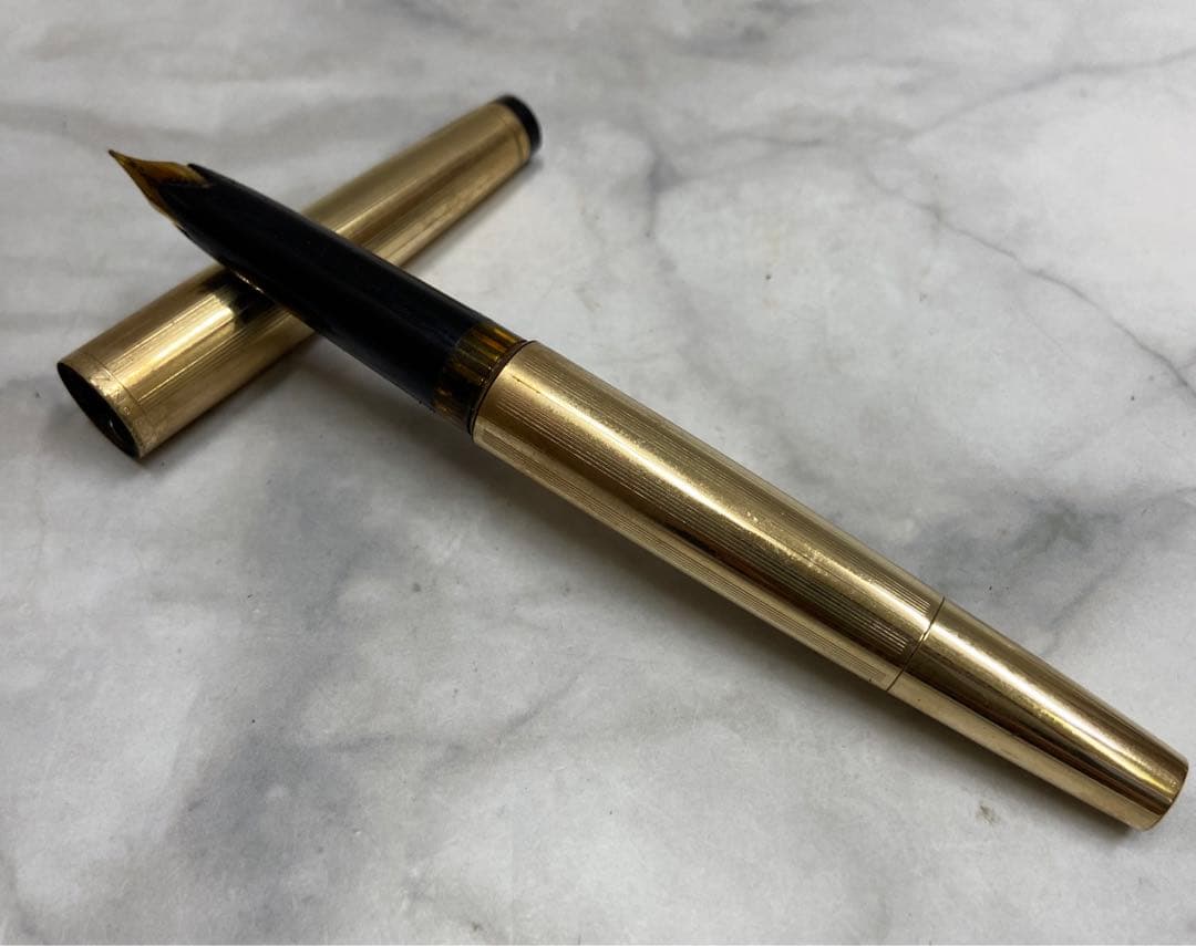 モンブラン 万年筆 ８２ マイスターシュテュック
