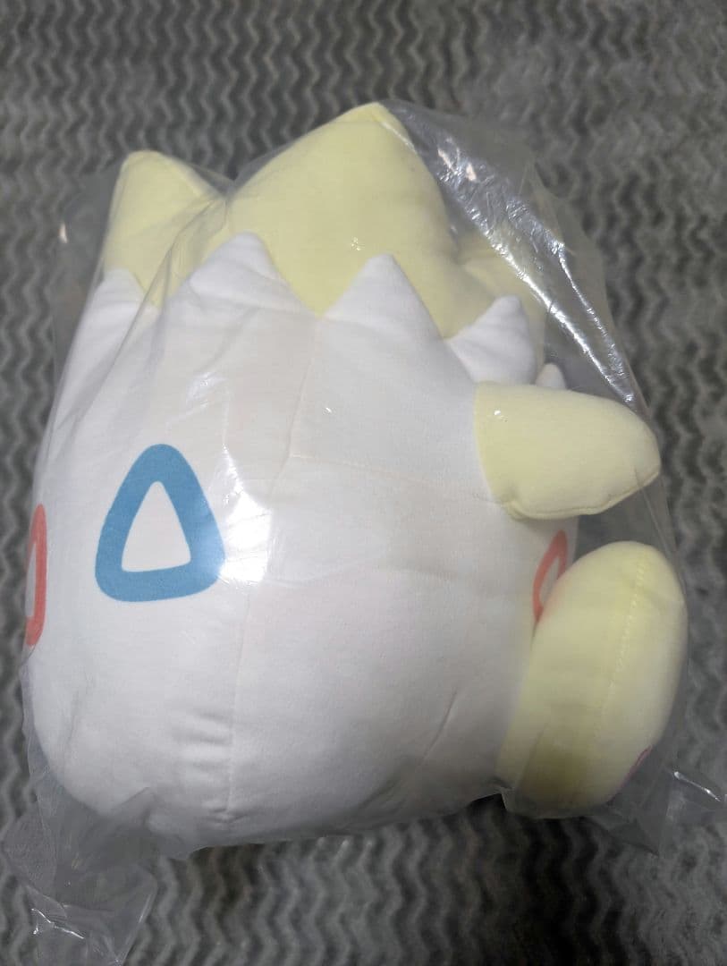 新品　もっちりっちぬいぐるみ トゲピー　ポケモンセンター