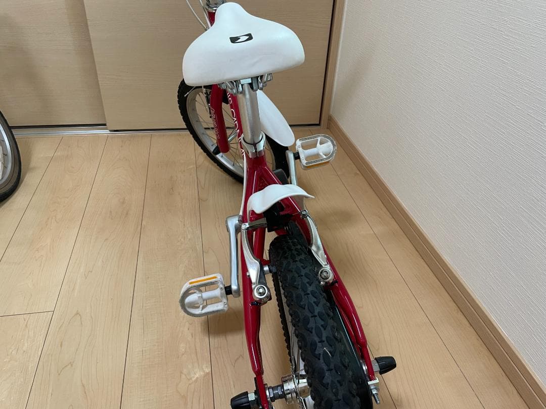 LOUIS GARNEAU 幼児用自転車 赤　愛知県名古屋市引き渡し ルイガノ