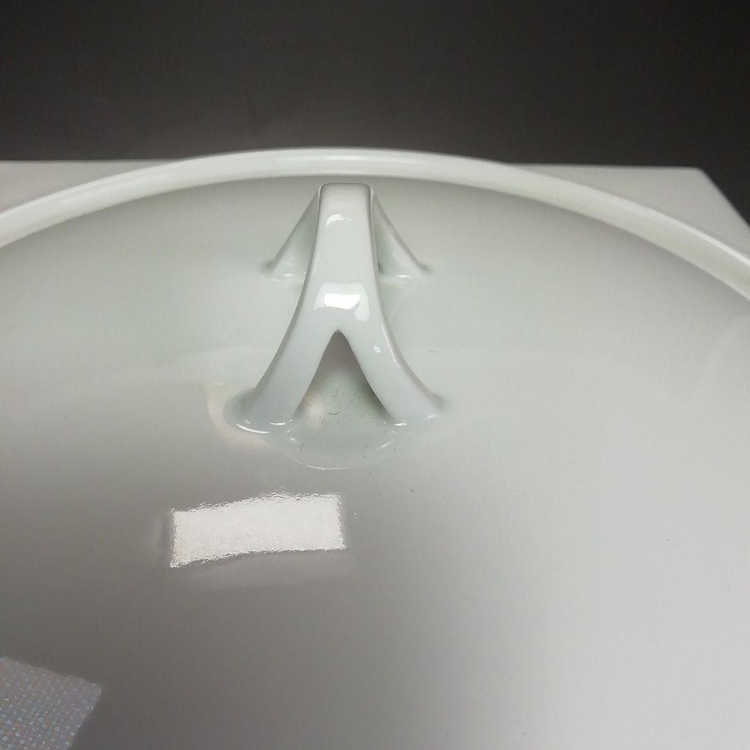 Ｓ５５１　皆具　『平戸焼』『白磁　七宝透　皆具』『十三代　横石嘉助作』　共箱