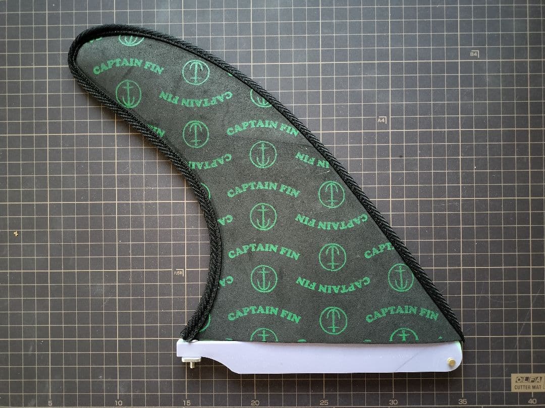 CAPTAIN FIN x SEEA RAKED　センターフィン 8.5【新品】