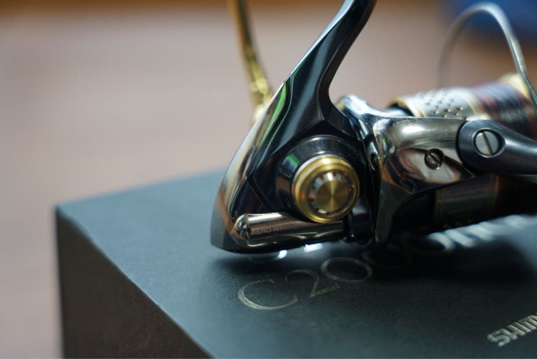 リール SHIMANO 10 STELLA C2000HGS