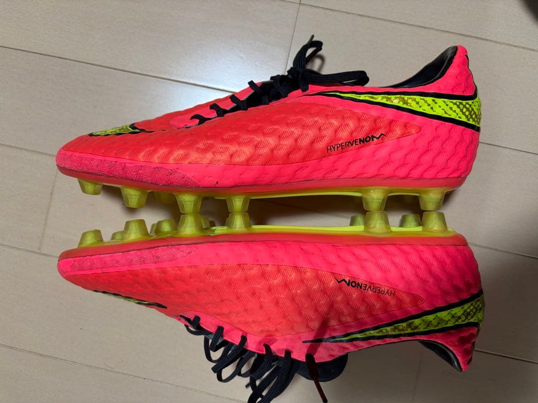 ナイキ ハイパーヴェノム ファントム HG