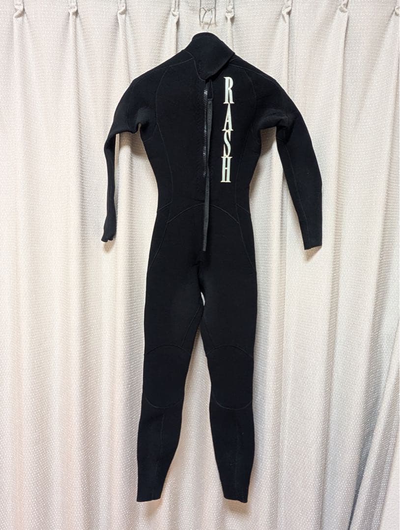 RUSH(ラッシュ)3mm フルスーツ レディース Sサイズ