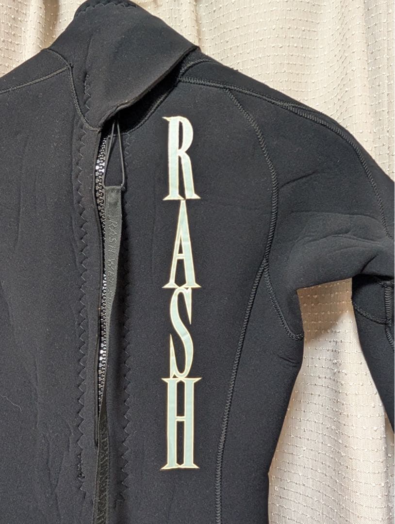 RUSH(ラッシュ)3mm フルスーツ レディース Sサイズ