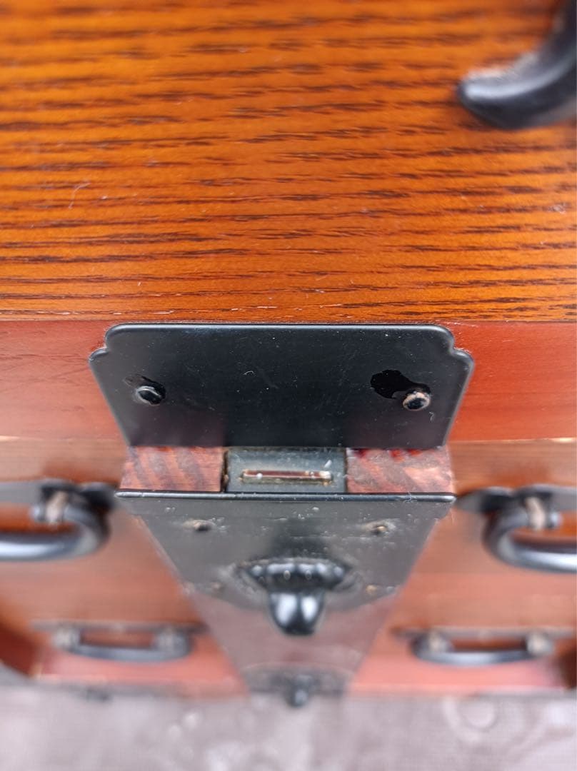 八6428【送料込み】民芸調家具　レトロ 和箪笥 からくり箪笥