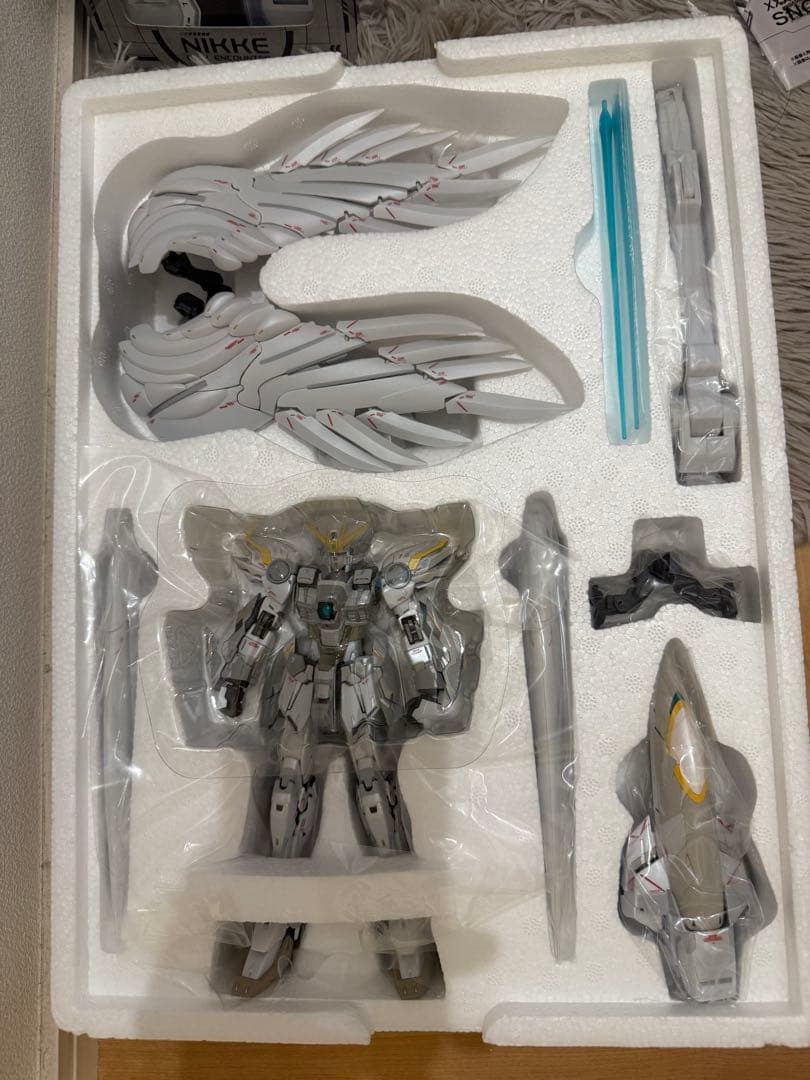 L COMPOSITE ウイングガンダムスノーホワイトプレリュード