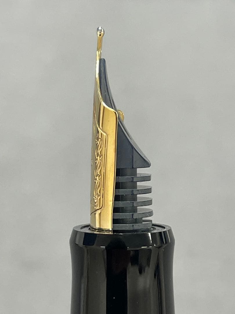 【未使用】PILOT CUSTOM74 ブラック 網目　万年筆　字幅M 限定品