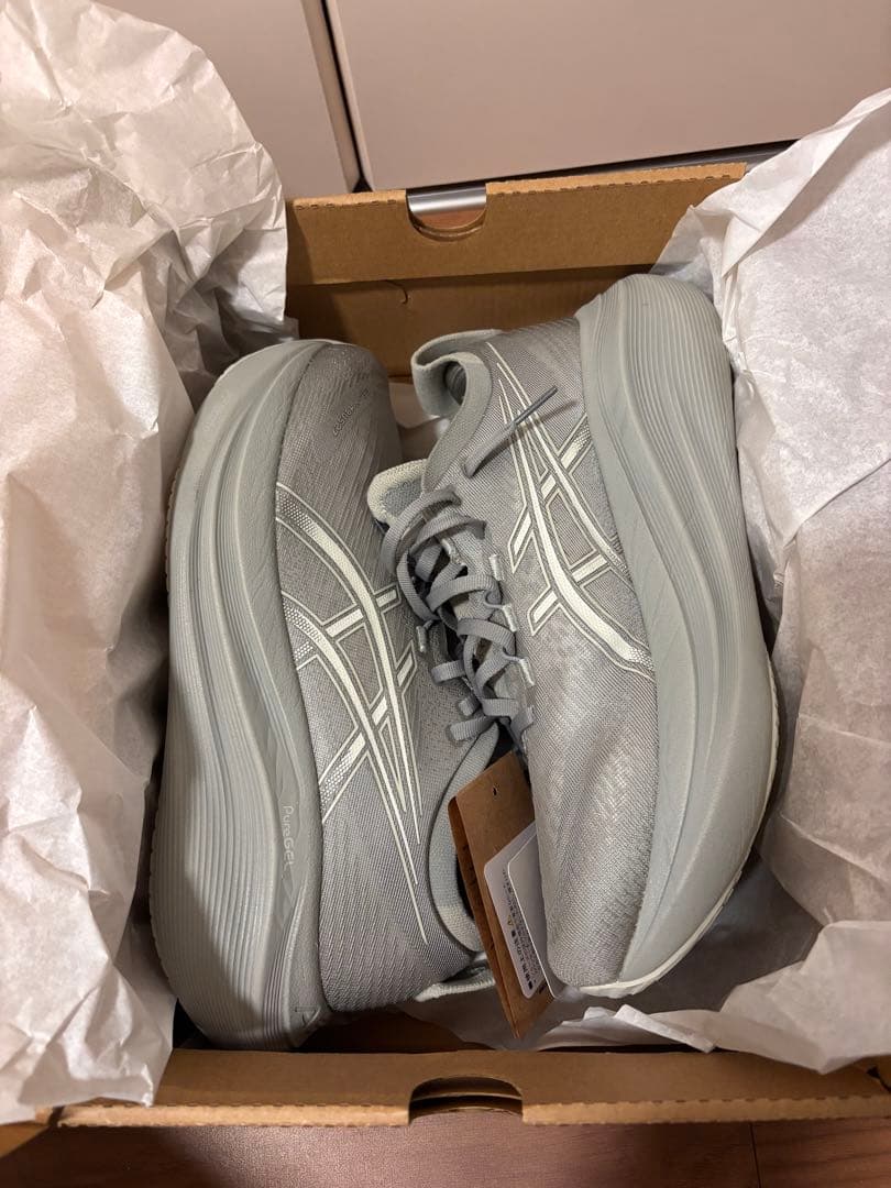 ほぼ未使用GEL-NIMBUS 27 ゲルニンバス 26.5 cm 2E