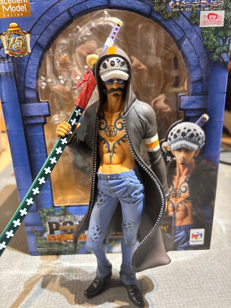 ワンピース　トラファルガー・ロー POP2体セット