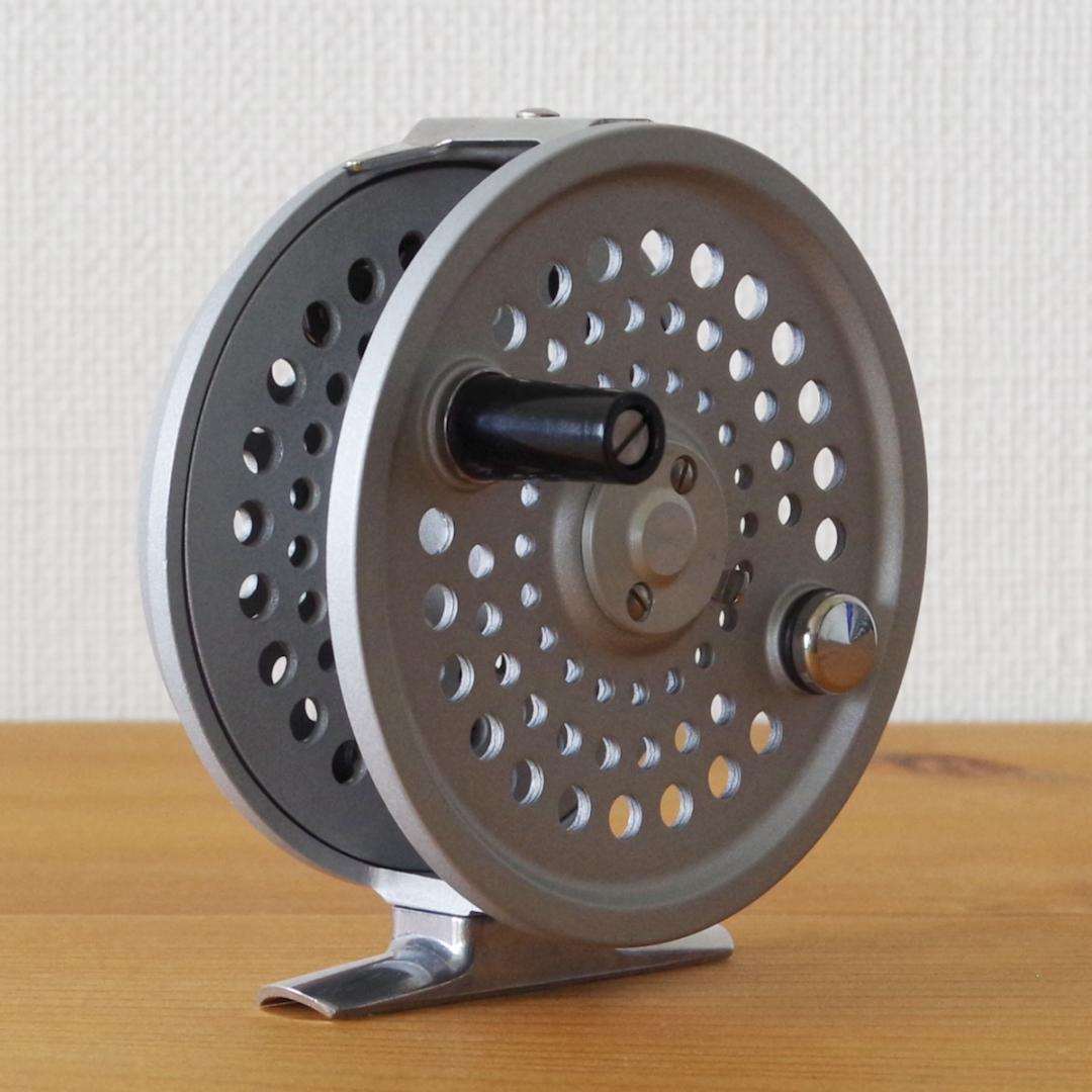 ORVIS バテンキル 8/9 フライリール シルバーシリーズ