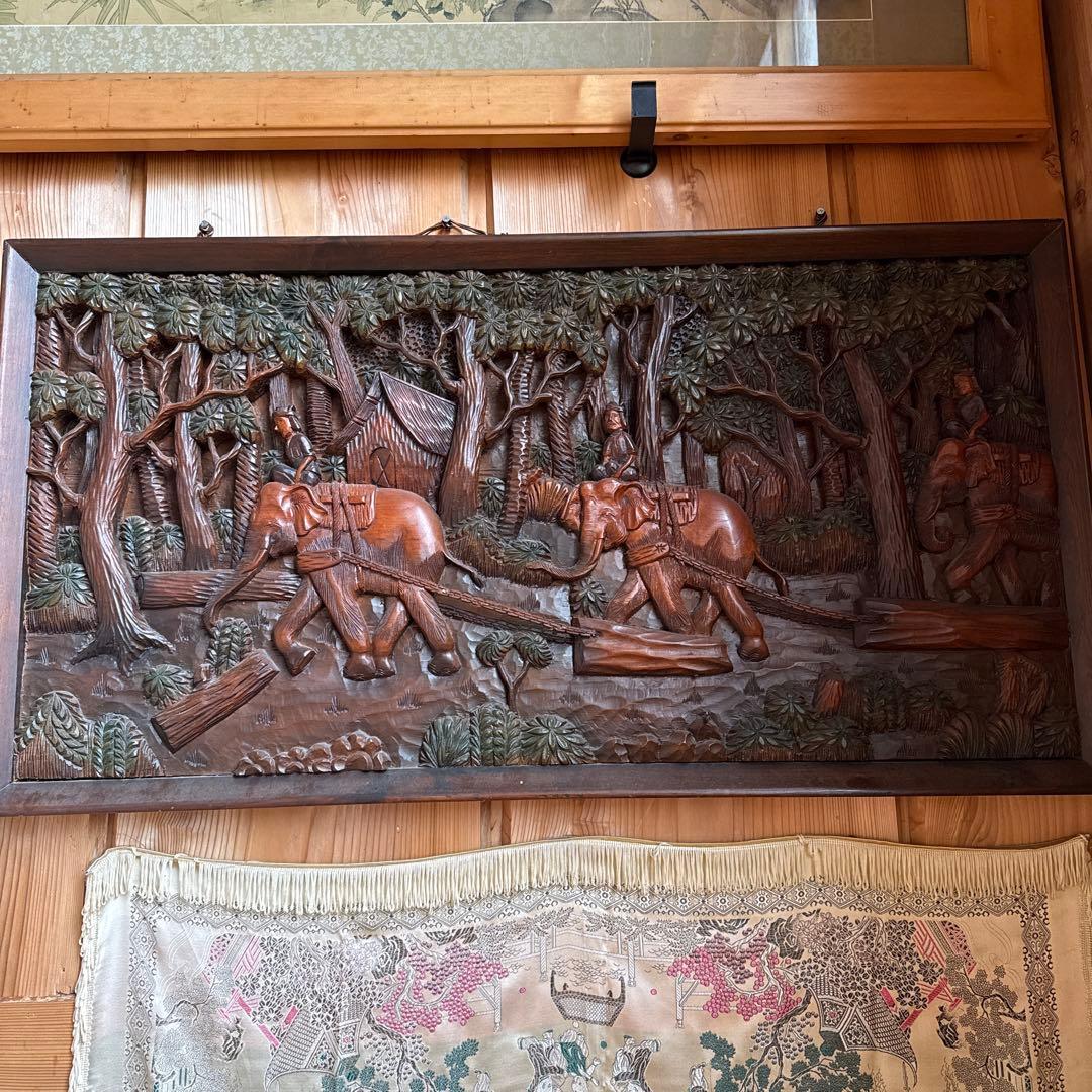 アジアン風 木製浮彫り壁掛けアート