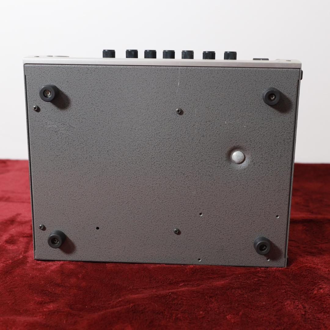 【8759】 AMPEG PORTABASS 250 小型アンプヘッド