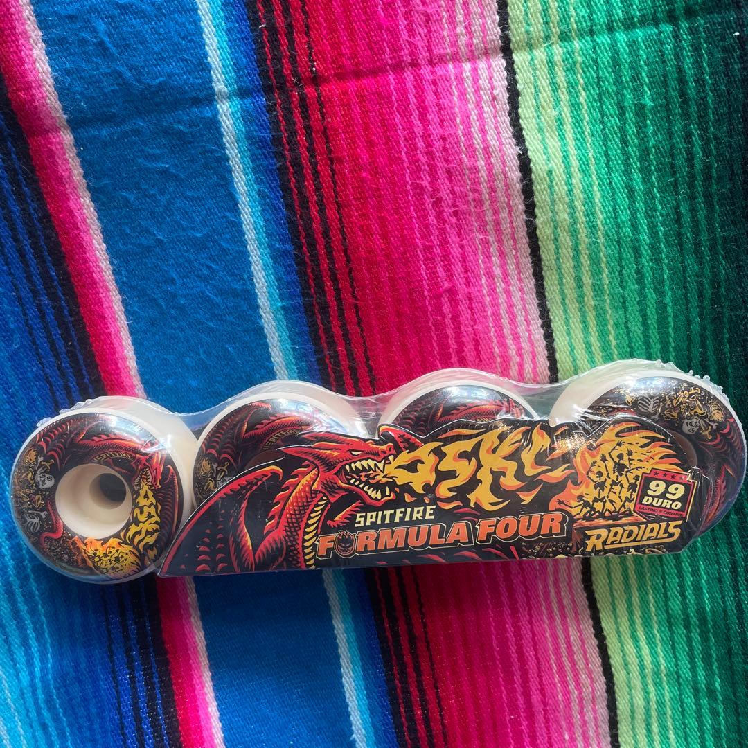 Spitfire フォーマル4 Radials 57mm99a 定価¥9,130