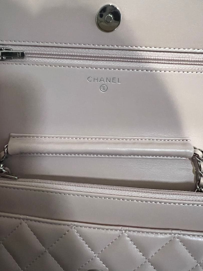 シャネル　CHANEL ノベルティ　チェーンウォレット　チェーンバッグ