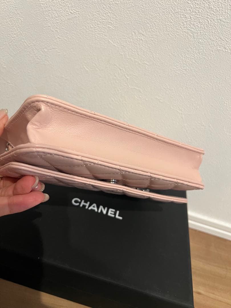 シャネル　CHANEL ノベルティ　チェーンウォレット　チェーンバッグ