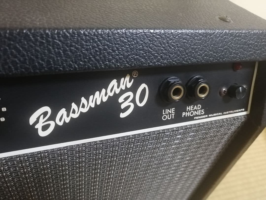 【希少・完動品】Fender JAPAN BASSMAN 30 ベースアンプ