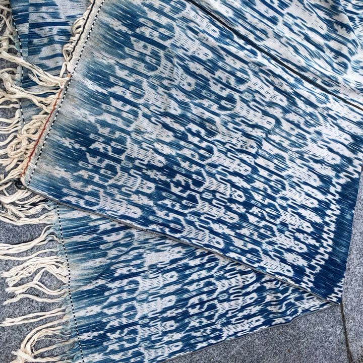 インドネシア スンバ島絣織伝統衣装イカット値下げです