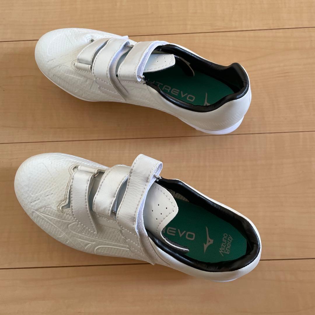 Mizuno ライトレボ　ワイド　ホワイト スパイク