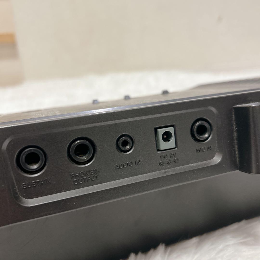 CASIO 61鍵盤 光ナビゲーション　キーボード LK-113 電子ピアノ