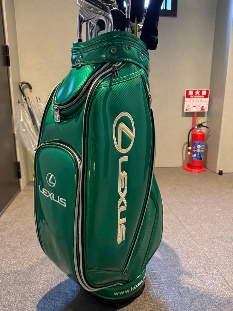 m*o様 【最終値下げ】LEXUS/エナメル/ゴルフバック/キャディバッグ