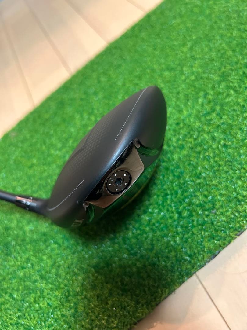 onoff kuro ドライバー 10.5° 純正シャフト ヘッドカバー付き