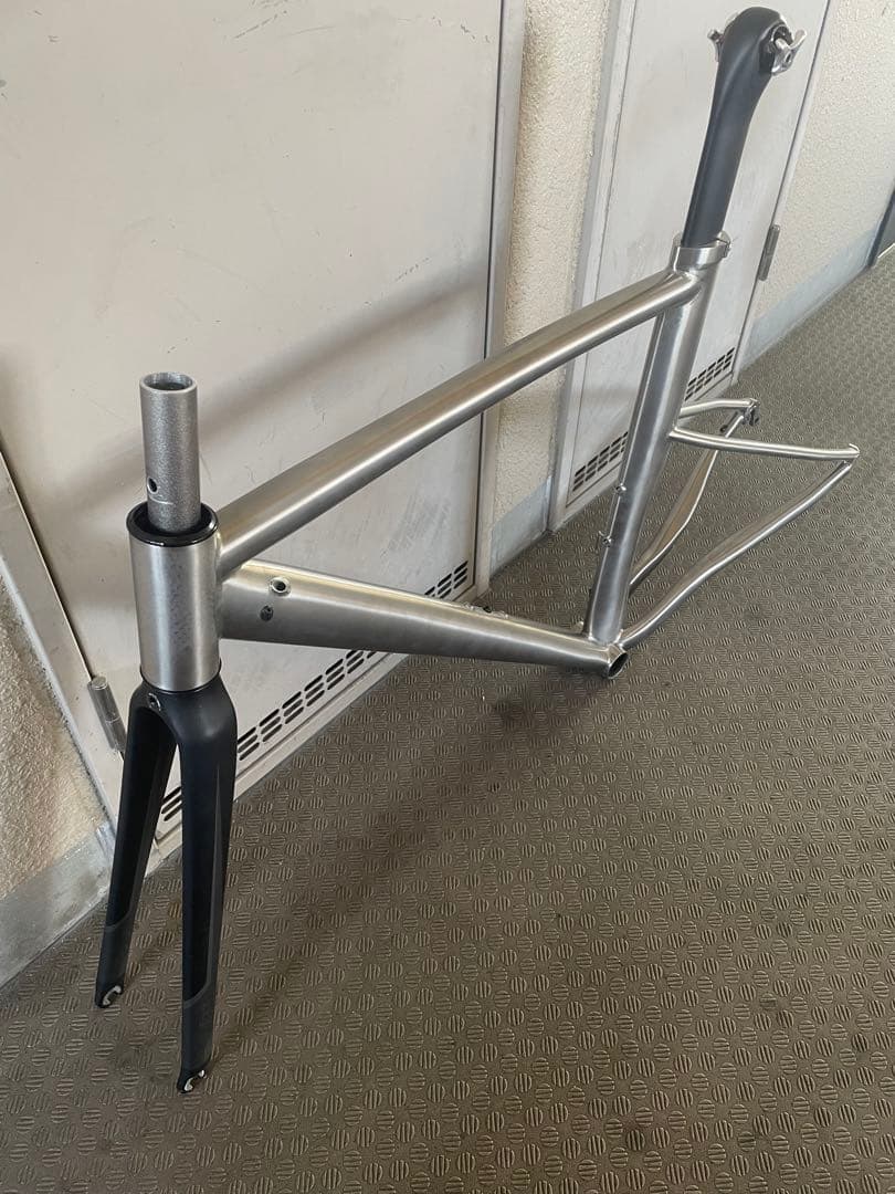 ル*ド様 300円スタート⭐︎チタン エアロ ロードバイク フレームセット