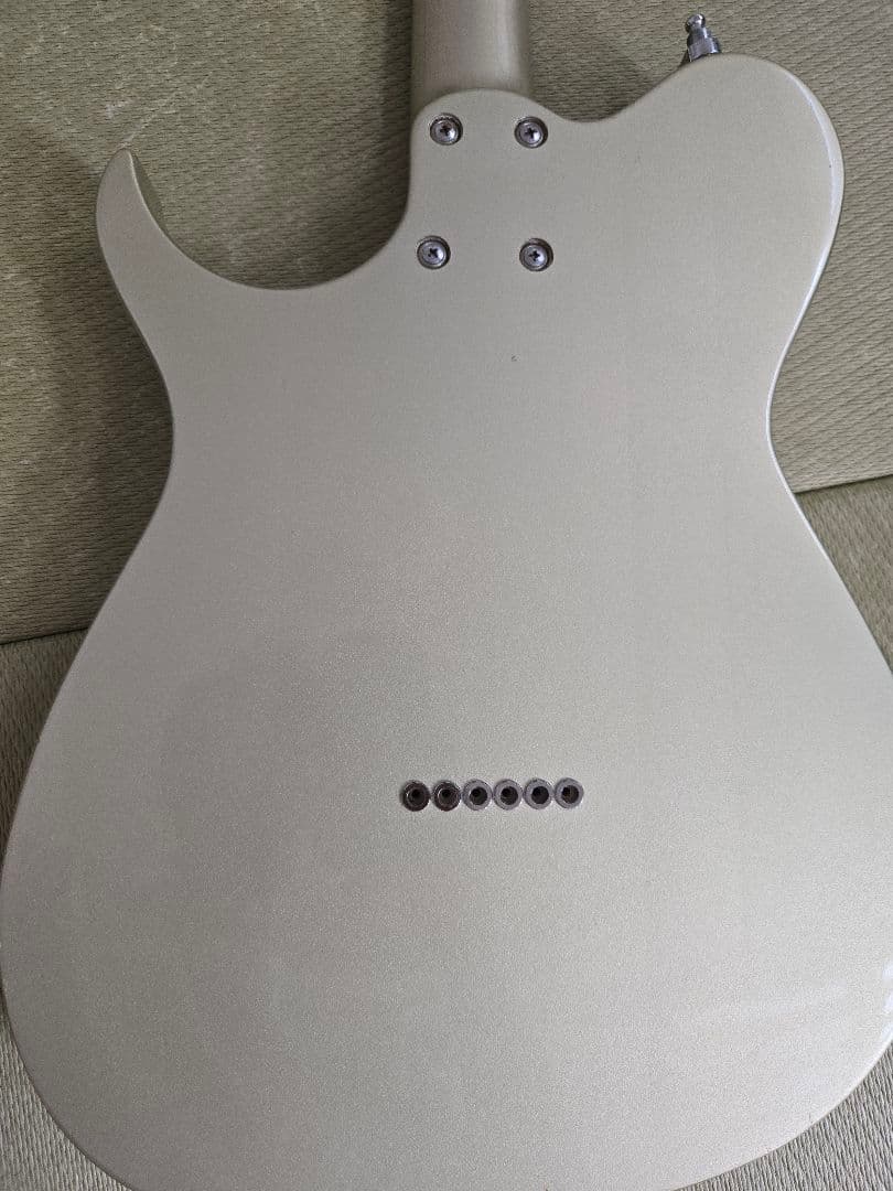 RAZO GRAIN 布袋寅泰モデル