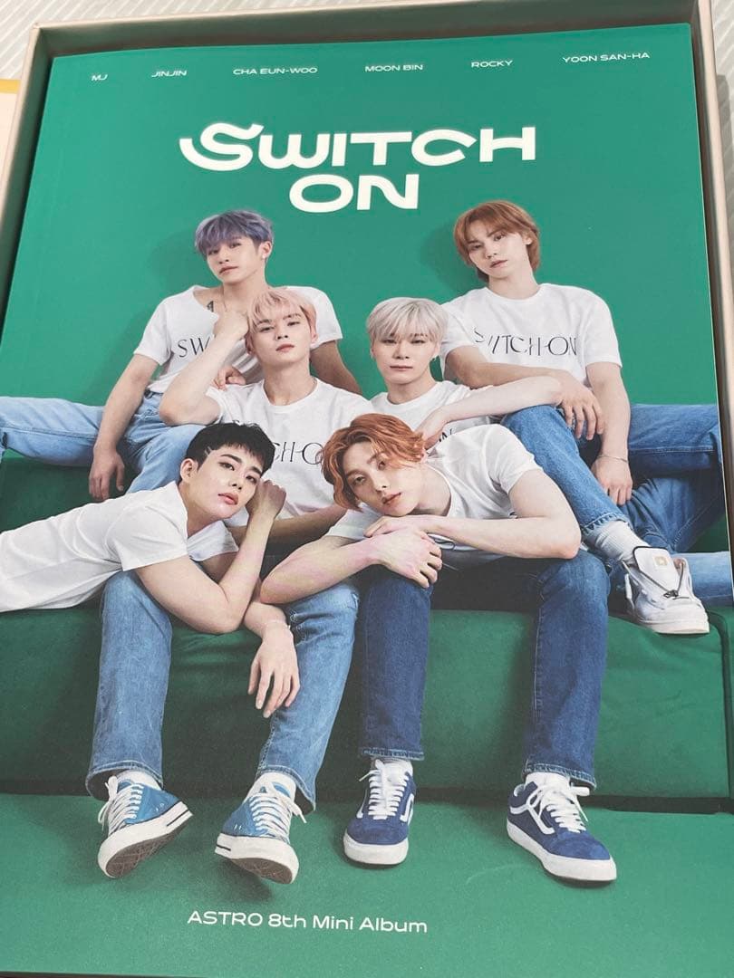 ASTRO アストロ　SWITCH ON ミニアルバム　韓国アイドル　Kpop