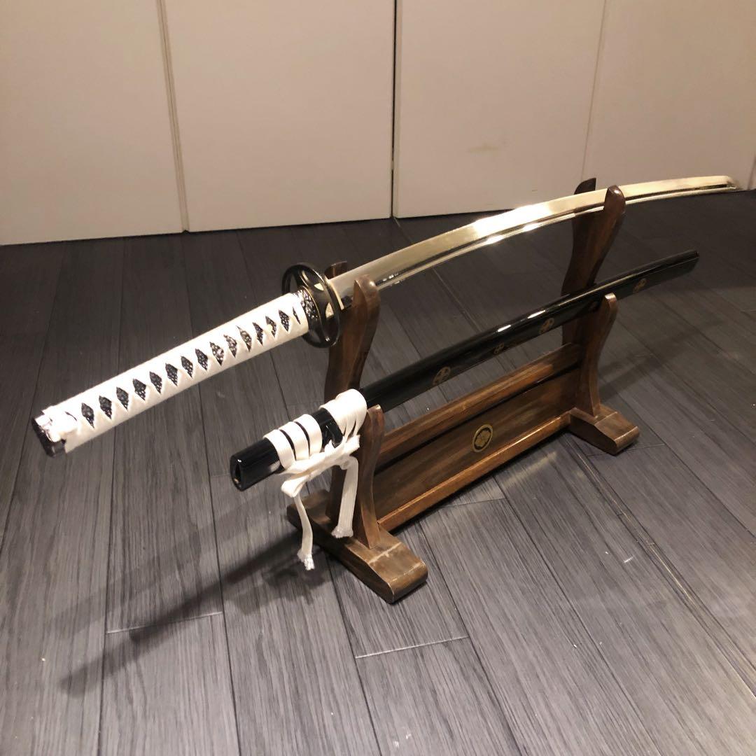 高級模造刀　樋有刀身 白拵え　居合刀　太刀　本格模造刀　紋様入り鞘