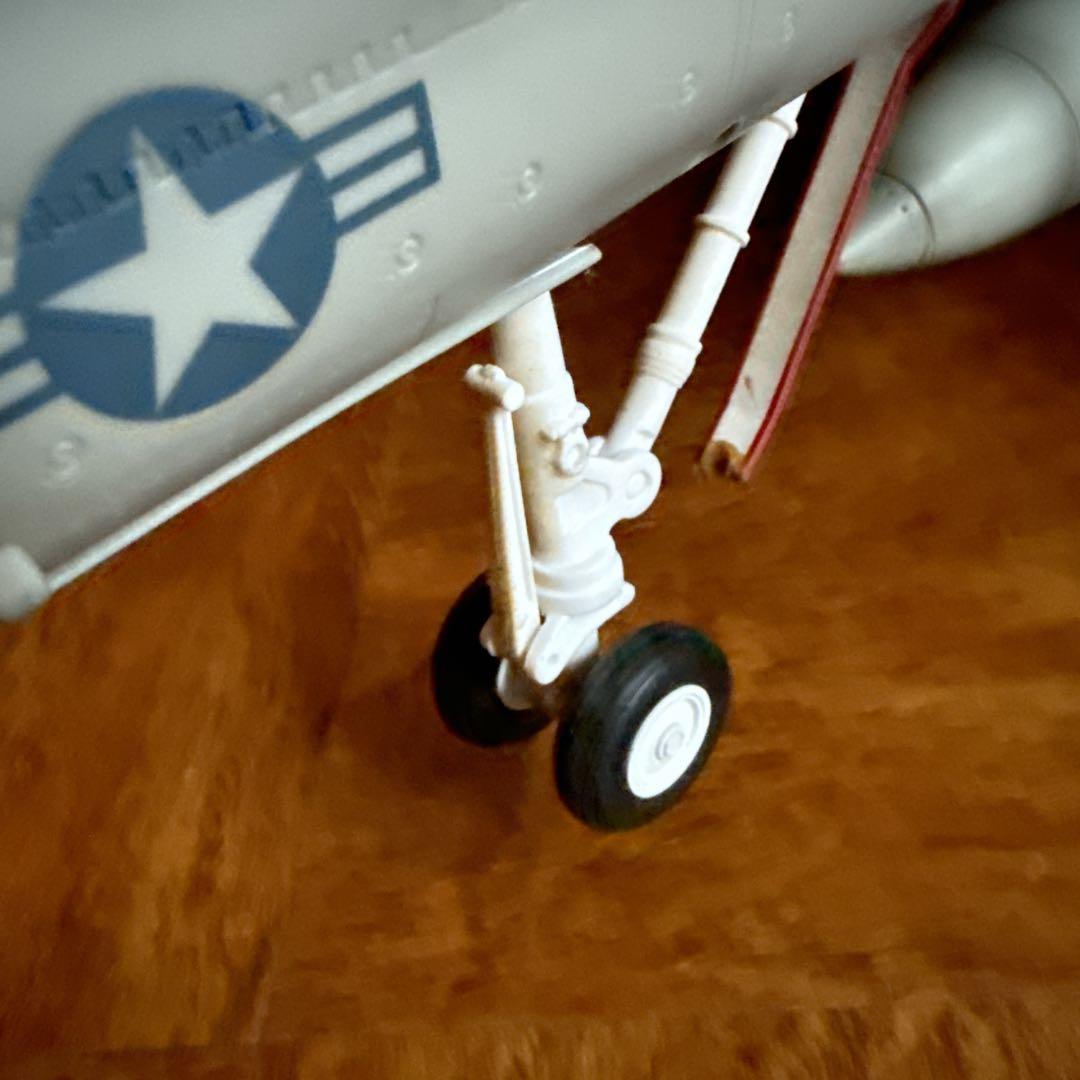 ELITE FORCE F/A-18 HORNET 1/18 スケールモデル