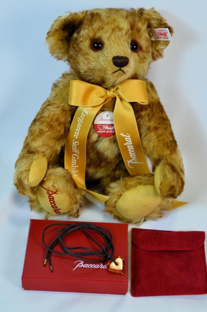 バカラ シュタイフ 1000体限定 テディベア ハートペンダント