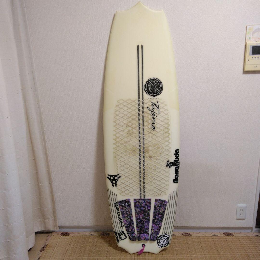ジャスティスサーフボード　Spicy Barracuda5'6\