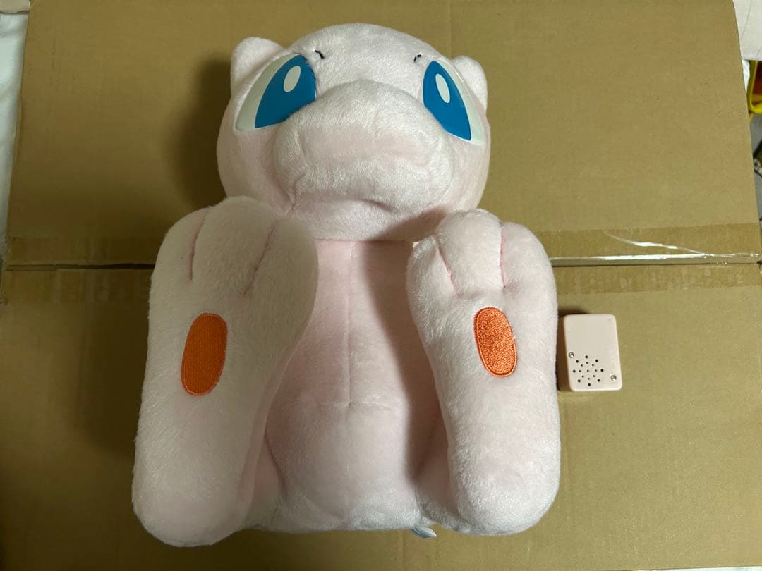 TOMY 1/1　おしゃべりミュウ　等身大　ぬいぐるみ　ポケモン　動作確認済み