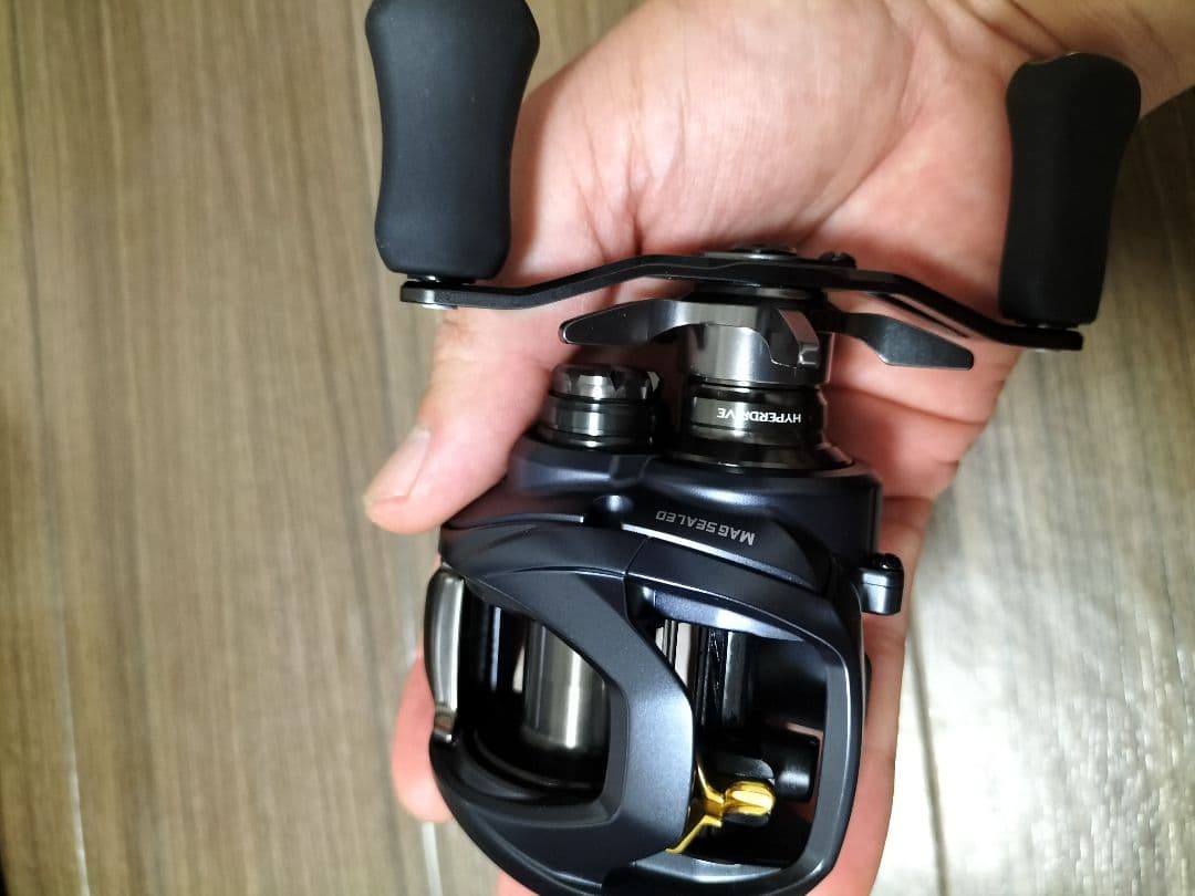 週末限定価格　極美品！ダイワ スティーズA2TW 1000XHL