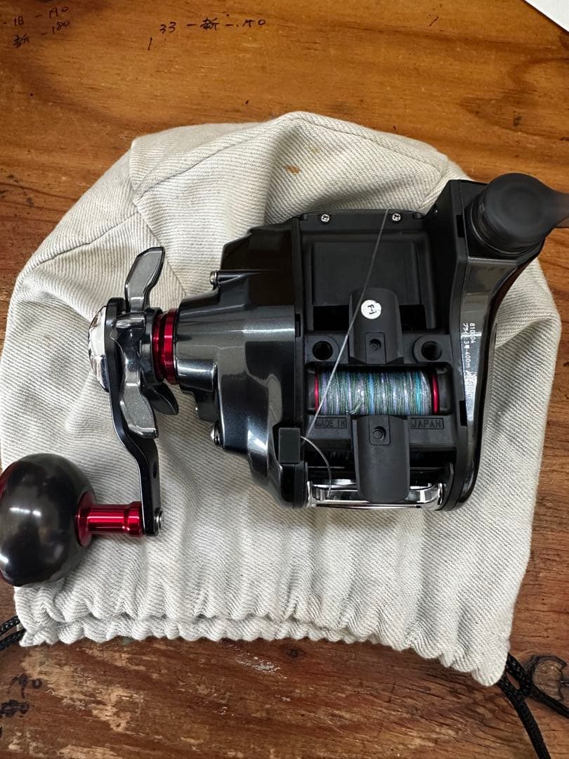 ダイワ　18シーボーグ300J バッテリー付き