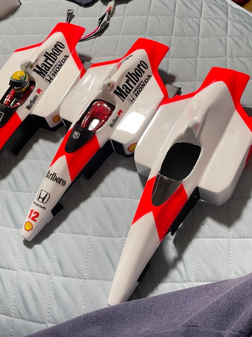 f103 1/10 ラジコン マクラーレン mp4/4 +ヘルメット