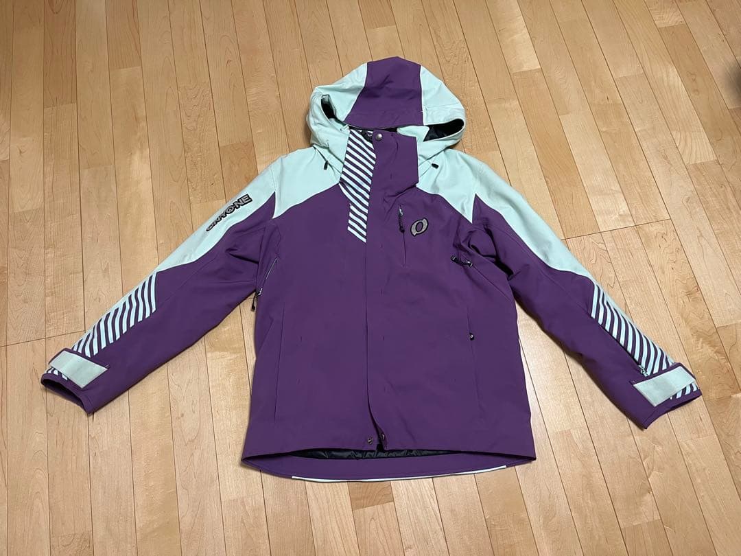 【ON-YO-NE オンヨネ】スキーウェア 2023-24モデル　上S下M