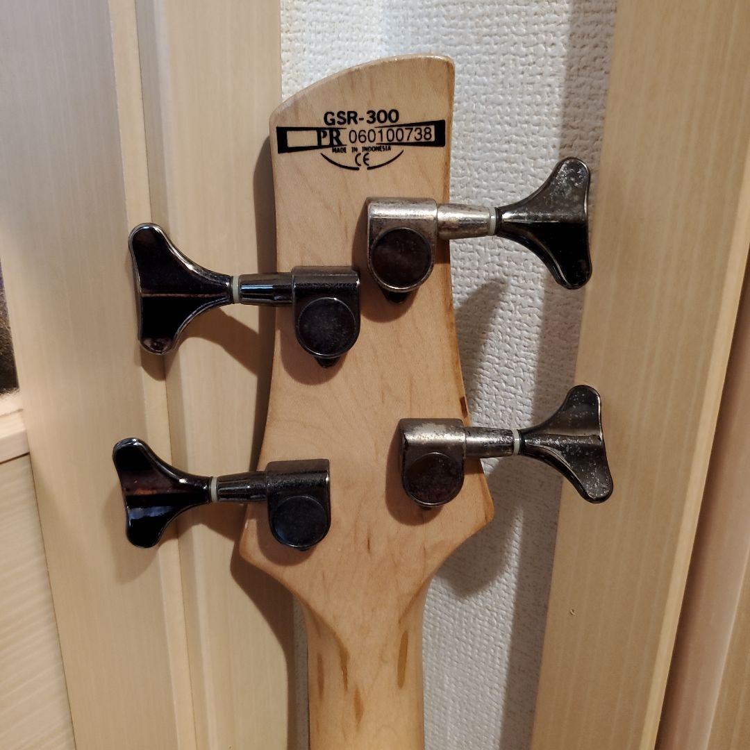 ４弦エレキベース　Gio Ibanez GSR-300