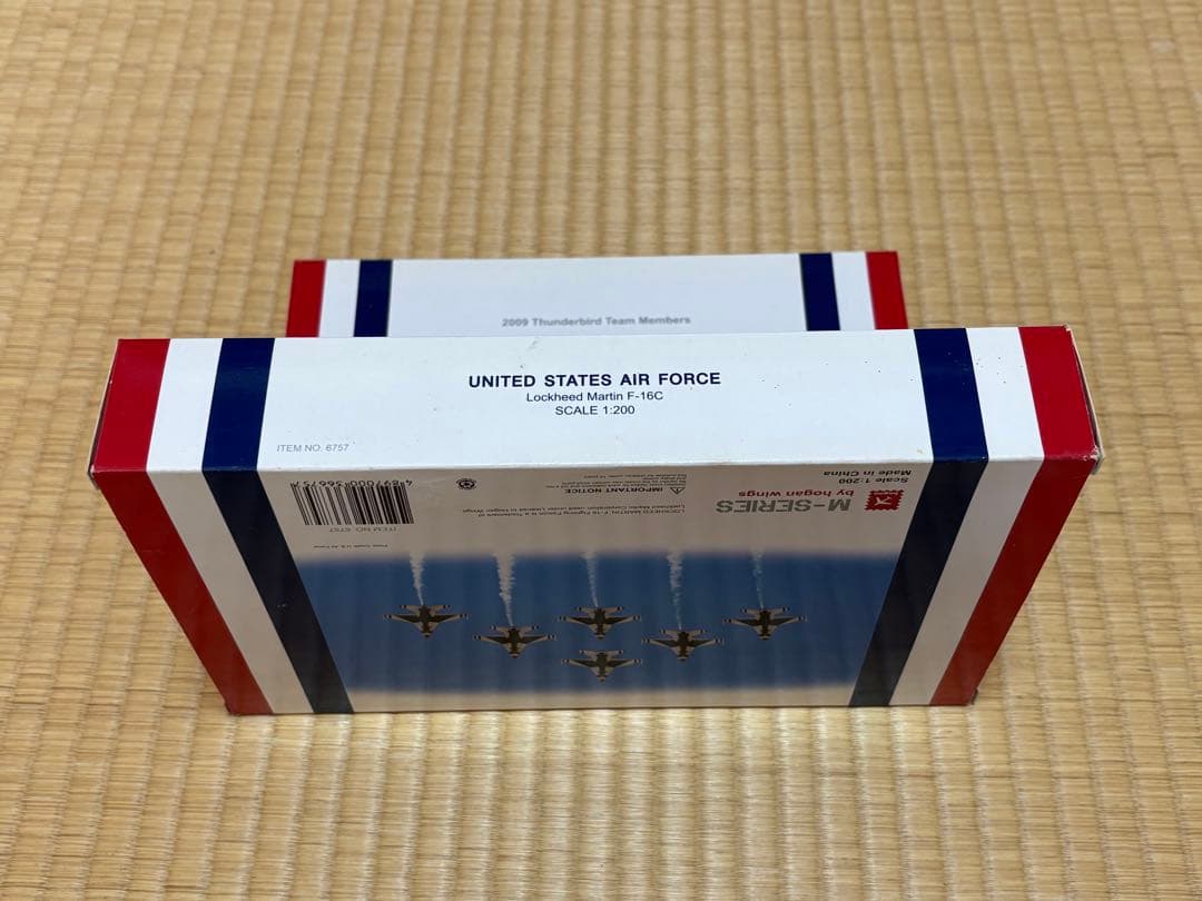 2009年 サンダーバーズ F-16 6機セット　1:200スケール