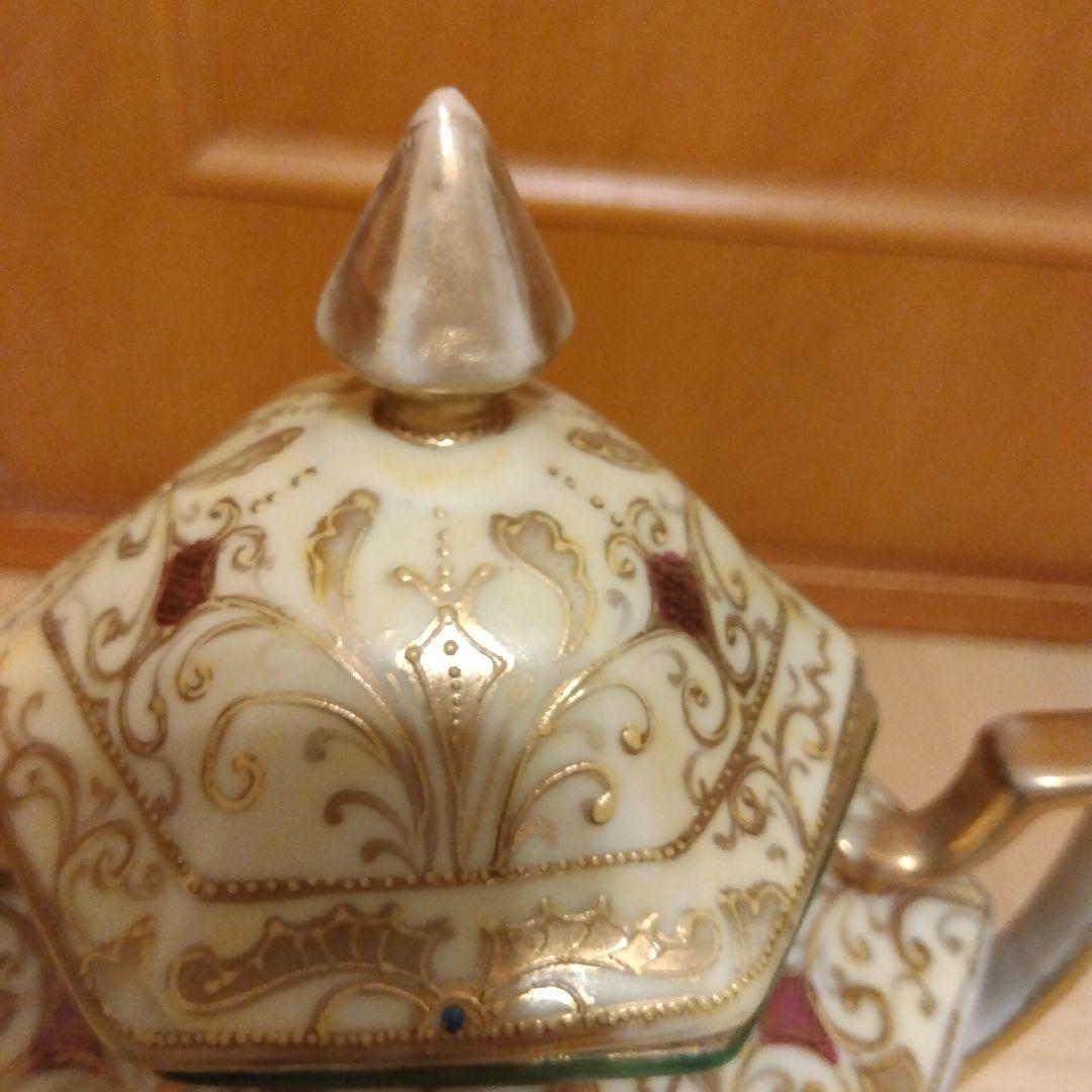 kinjo china 　飾り壺　オブジェ　花柄　アンティーク 　壺